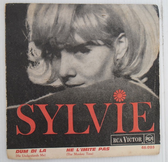 Sylvie Vartan  - Page 3 Sv211