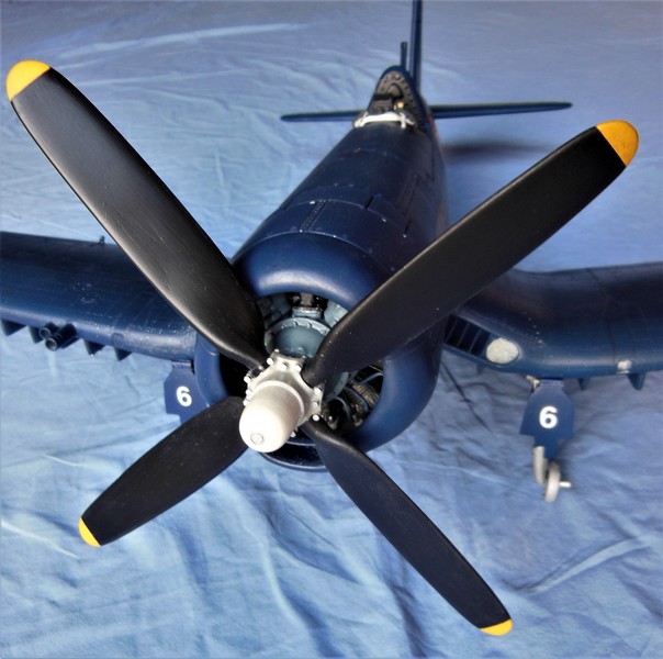 Corsair F4U-7 100% scratch en bois massif sculpté au 1/16e : ajout d'un sommaire pour aider la visite - Page 13 4110