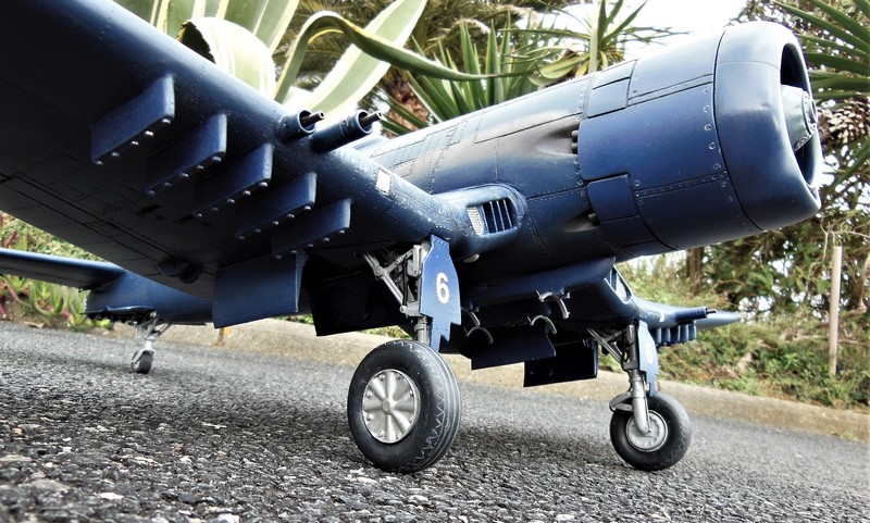 Corsair F4U-7 100% scratch en bois massif sculpté au 1/16e : ultime modification - Page 21 4515