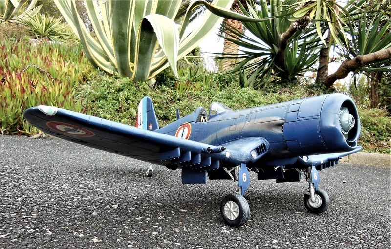 Corsair F4U-7 100% scratch en bois massif sculpté au 1/16e : ultime modification - Page 21 4814