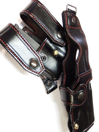 HOLSTER d'AISSELLE "Le TRADITIONAL" by SLYE - Page 2 Dscf0912