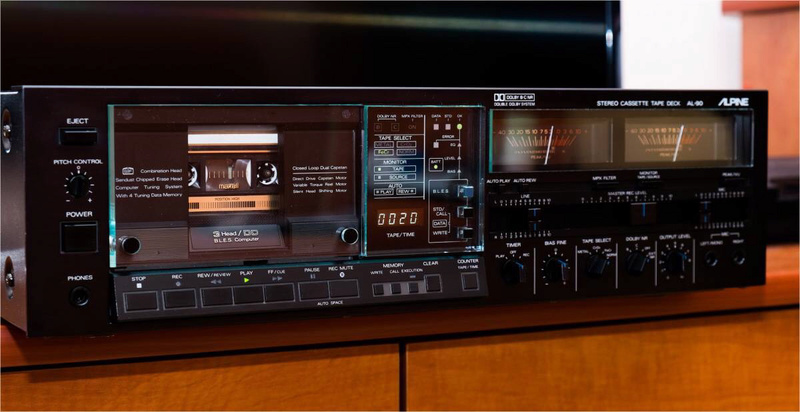 ¿Qué pletinas de cassette preferís, las de carga vertical o las de carga horizontal y por qué? Bec8f410