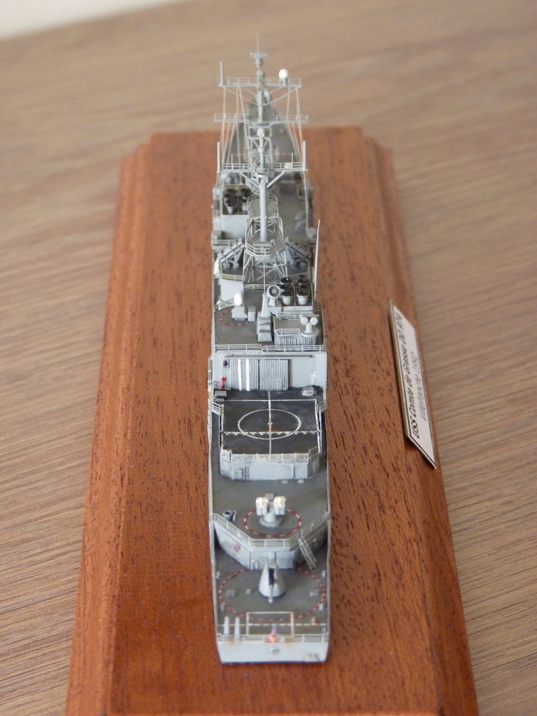 USS Comte de Grasse - DD 974 1/700 Dragon P1110215