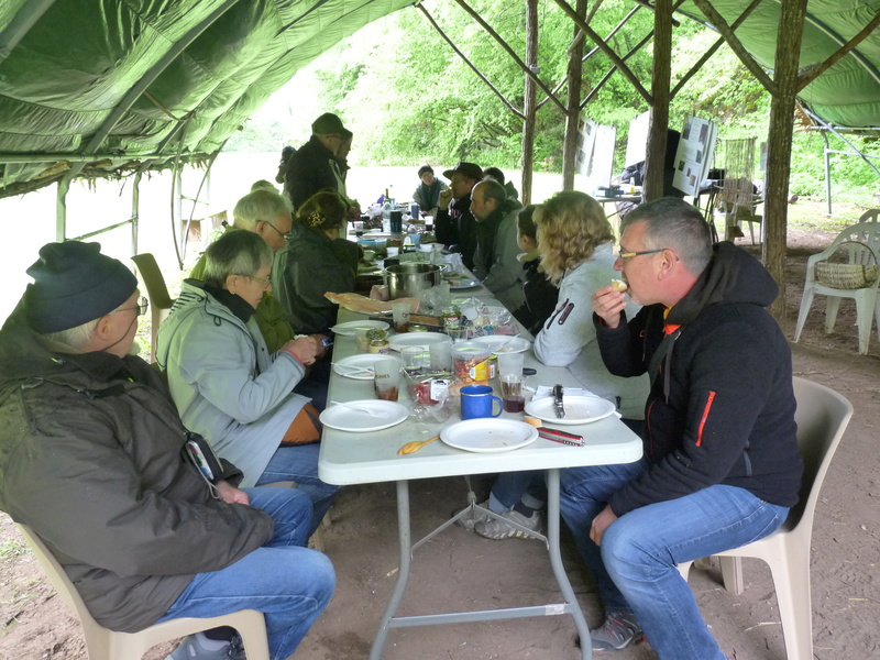 Rencontres Printemps 2018 à Castel Merle - Page 5 Paleo102