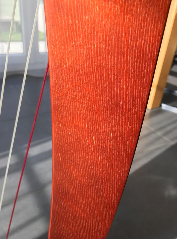 Conseil sur l’entre d’une harpe Bardic qui a été inutilisée depuis deux ans 38404b10