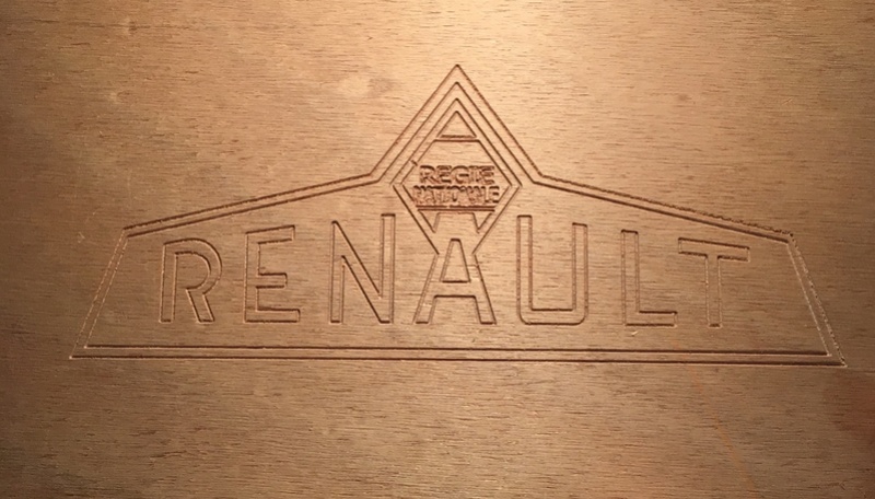 Reproduction de logo Régie Nationale Renault  016e8710