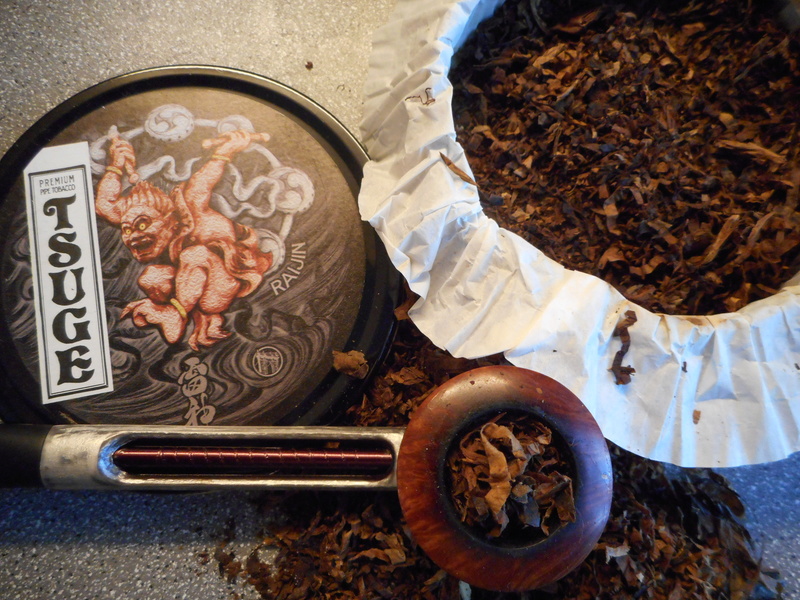 Tsuge Premium pipe tobacco: Raijin The thunder God Dscn1267