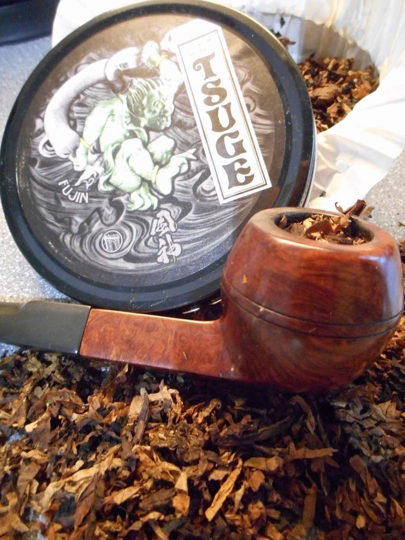 Tsuge Premium pipe tobacco: Fujin The Wind God Dscn1268