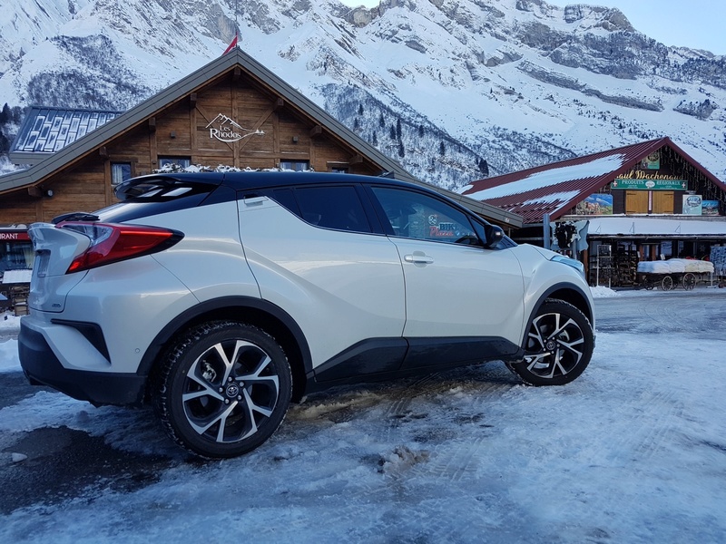 Le CHR AWD et la neige