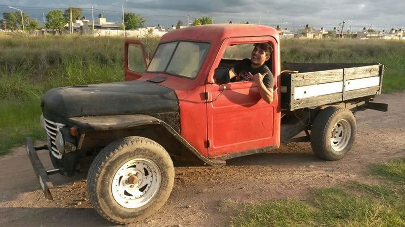 RalRót Chevrolet  Pick Up 1940 Chevy Truck `40 210