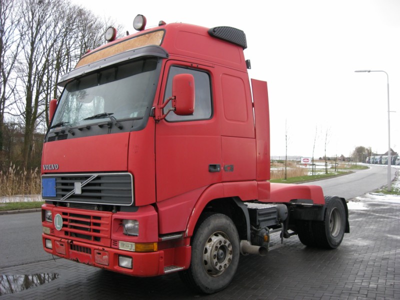 Italeri Volvo FH (1993-2002) 1/24 Produc10
