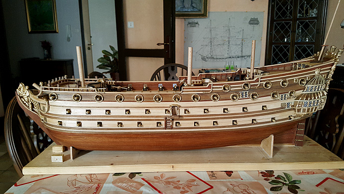 Le HMS Prince 1670 de Constructo au 1/61e de Captain Chris - Page 5 Batter13