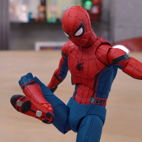 MAFEX Spider-Man: Homecoming Tech Suit Mafex-23