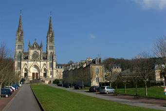 Prière quotidienne à Notre Dame de Montligeon pour les défunts - Page 30 Le_dev10