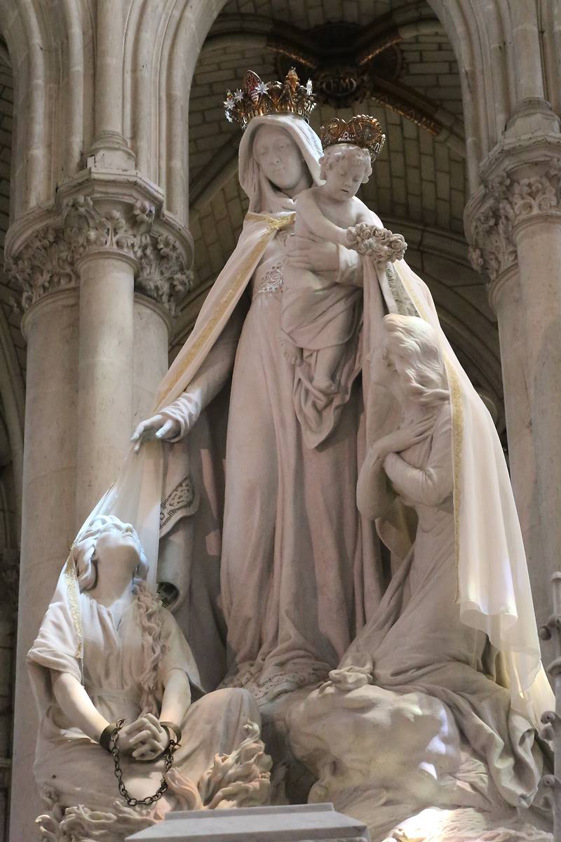 Prière quotidienne à Notre Dame de Montligeon pour les défunts - Page 12 Vierge16