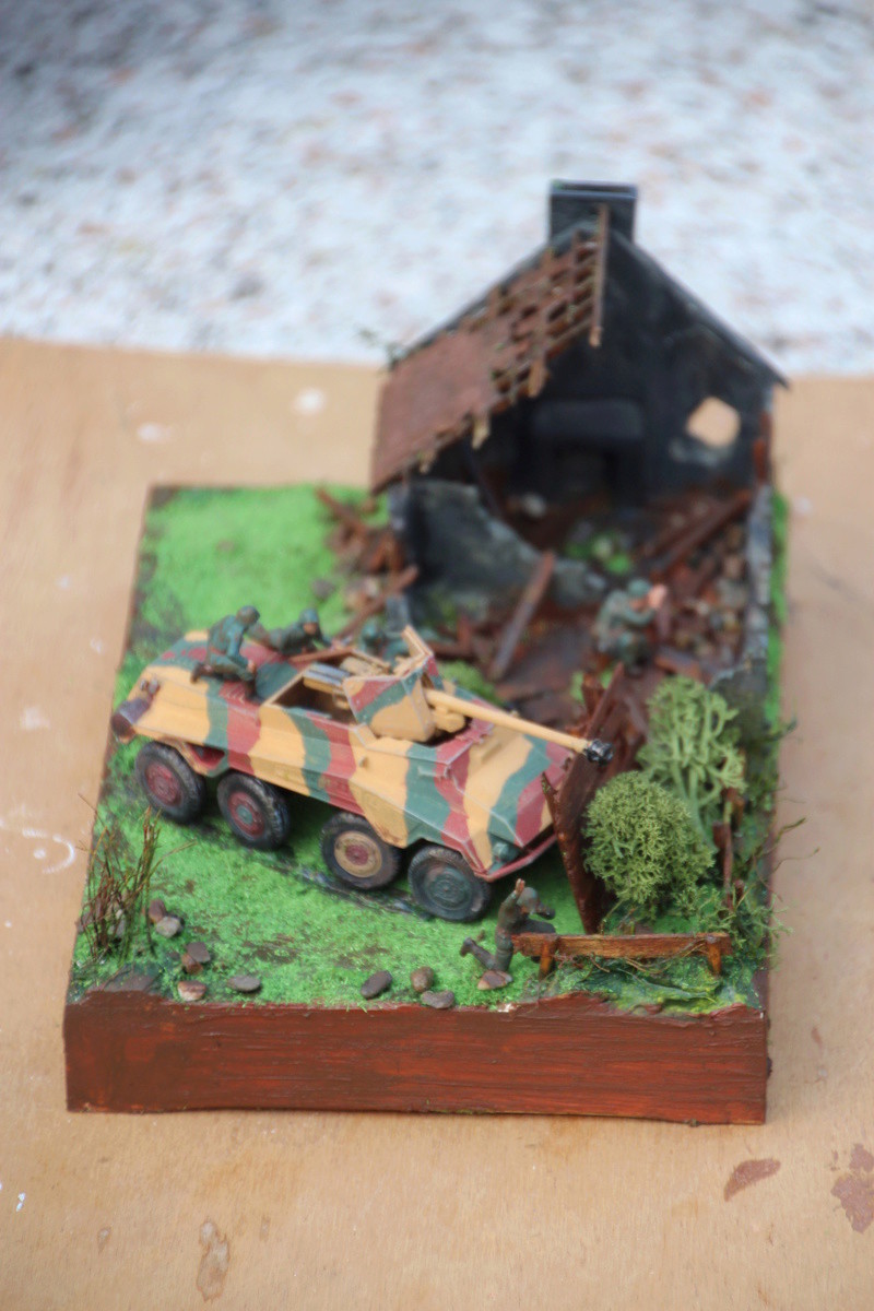 [Roden] SDKFZ 234/4 ( finit) - Page 2 Img_3527