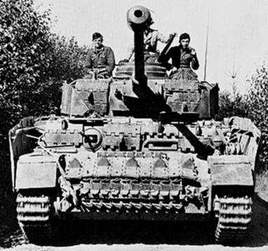 [Italeri] Panzer IV H (FINI) - Page 3 Pz4hev10