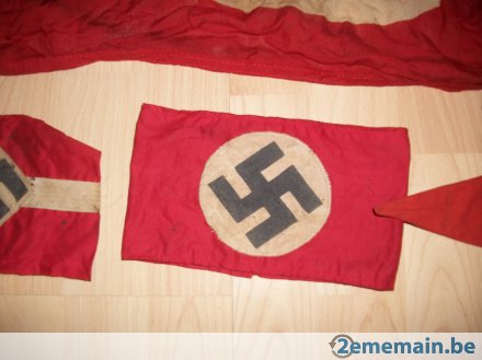 Drapeau nsdap et fanion  F33ecc10