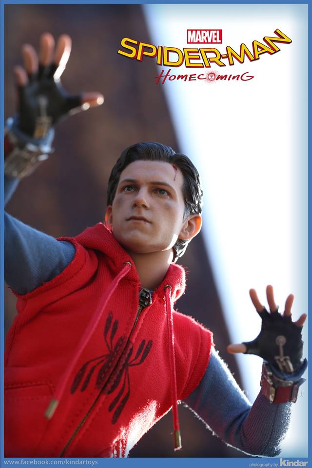 [Hot Toys]  Spider-Man Homemade Suit Version 25498010