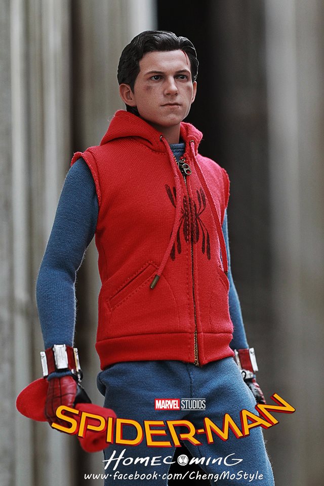 [Hot Toys]  Spider-Man Homemade Suit Version 25550411