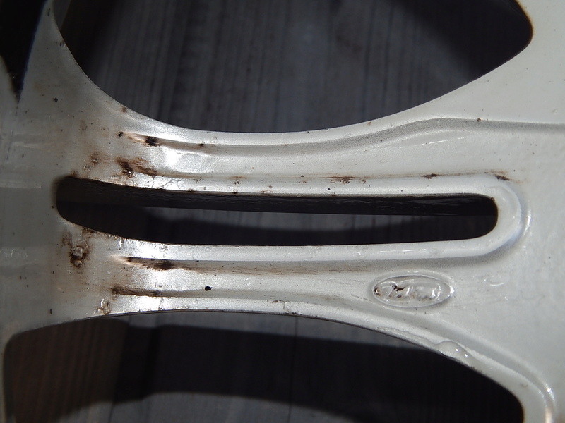 Avis sur jantes alu BMW M (résolu) Dscn6519
