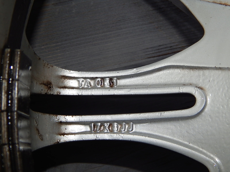 Avis sur jantes alu BMW M (résolu) Dscn6520