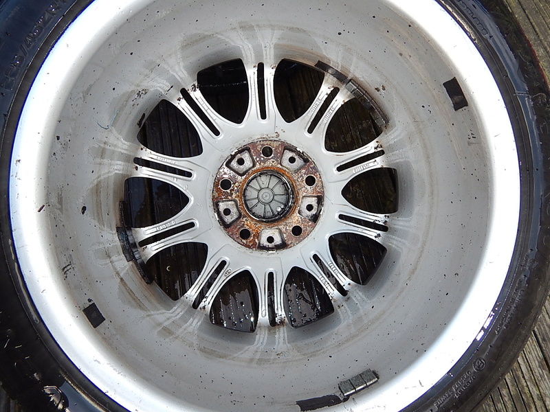 Avis sur jantes alu BMW M (résolu) Dscn6524