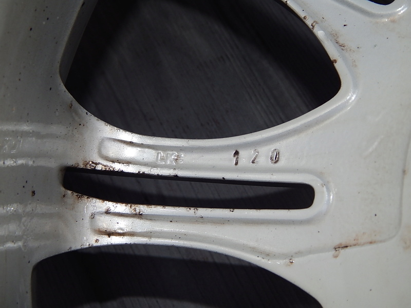 Avis sur jantes alu BMW M (résolu) Dscn6611