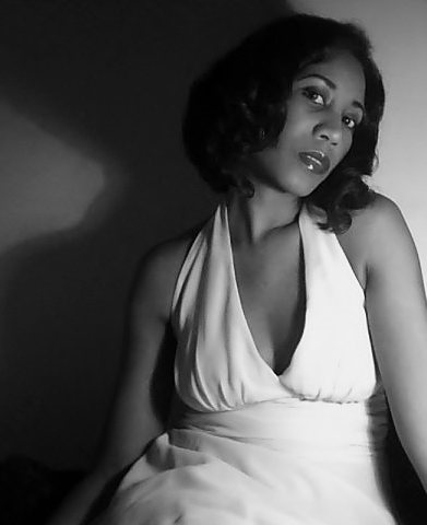 Stunning black and white pics of Nubian goddess Bwmoy10