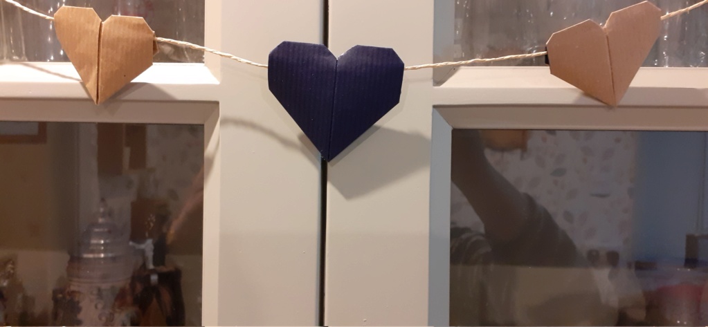 Origami heart bunting 20200211