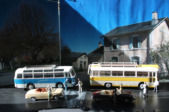 iveco - Les cars et bus miniatures - Page 3 Img_8810
