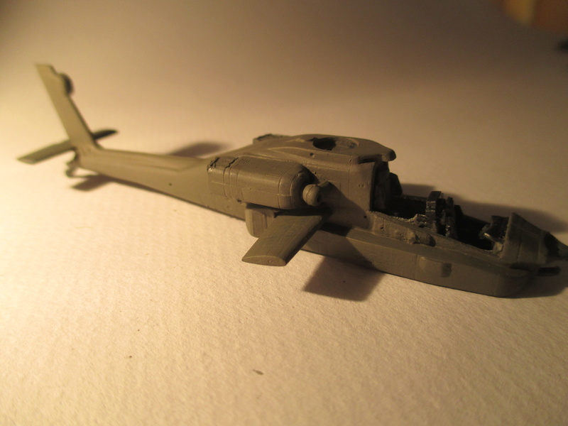 [Concours Hélico]  BOEING AH 64D   LONGBOW APACHE - Revell -1/144 - Page 7 Img_6128