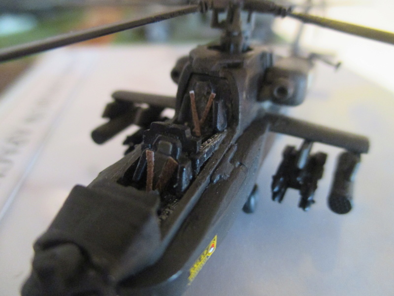[Concours Hélico]  BOEING AH 64D   LONGBOW APACHE - Revell -1/144 - Page 9 Img_6315