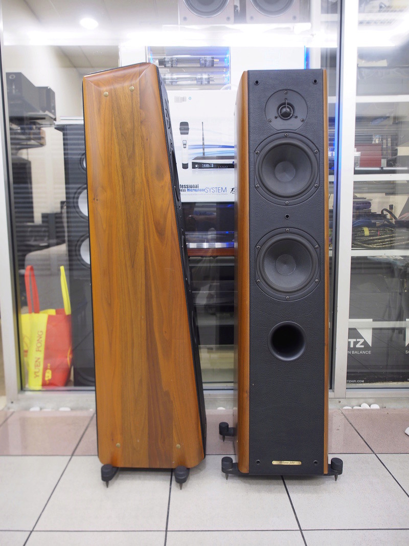 Sonus Faber Grand Piano Home Floorstand Speaker Hand made in Italy. (Used) ~SOLD _omd0312
