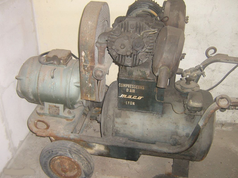 Compresseur avec moteur Bernard W 112 D51a8c10