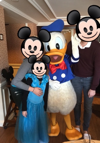 Kakira sème de la poussiere de fée et des bulles a disney: délice de suite au GFC saupoudré de Castle club en dessert - Page 14 54104a10