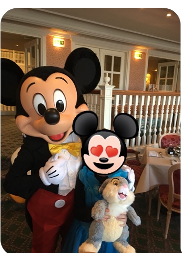 Kakira sème de la poussiere de fée et des bulles a disney: délice de suite au GFC saupoudré de Castle club en dessert - Page 14 Fb87f610
