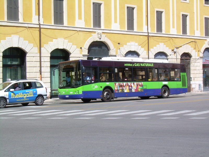 Divers cars et bus italiens (I) - Page 2 Breda_13