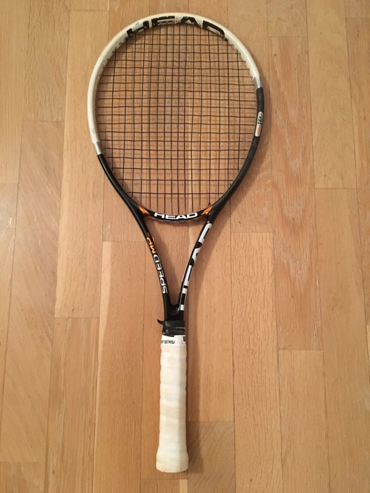 Selling my rackets and Buying new one. Kakaot11