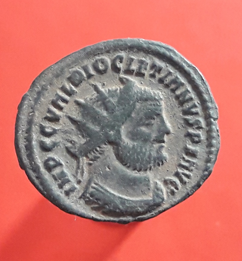 Radiado post/reforma de Diocleciano. CONCORDIA MI-LITVM. Emperador y Júpiter. Cyzicus. 20180217
