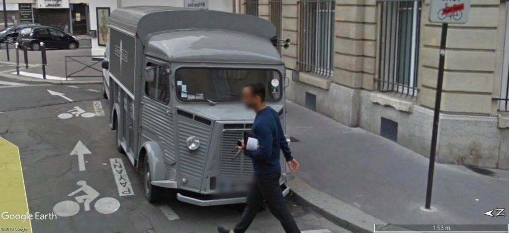 STREET VIEW: RETRO - le Citroen HY, le TUB d'après guerre. A608