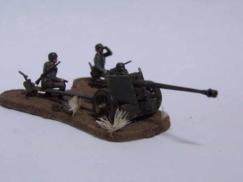 [Zvezda] infanterie allemande 39-43 + Pak 40 102_2717