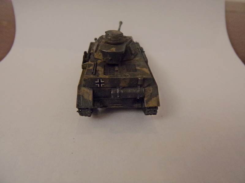 [Italeri] Panzer IV H (FINI) - Page 3 102_3110