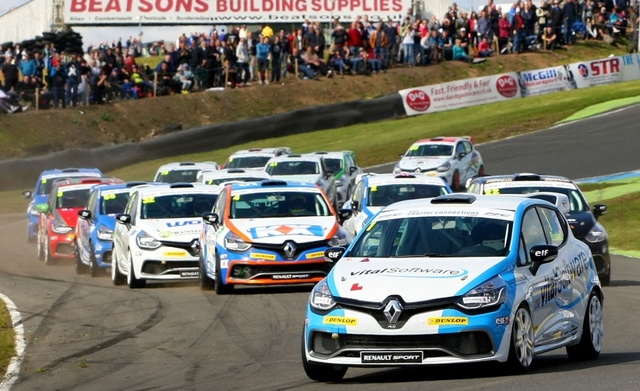 NORMATIVA RENAULT CLIO CUP Header10