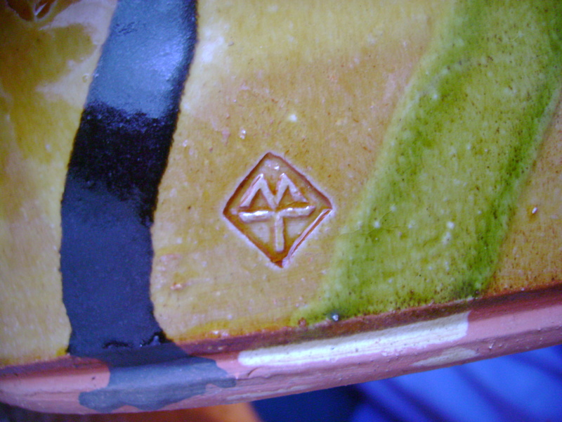 Large slip decorated dish - Mark Titchiner, Chediston Pottery, Suffolk Dsc05711