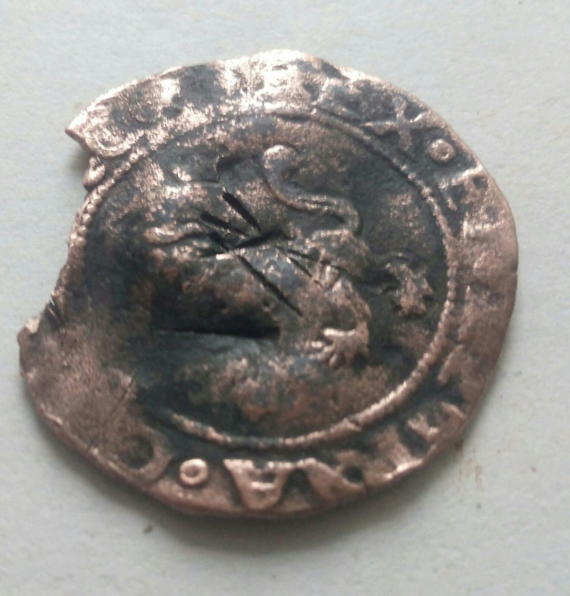 que me podeis decir de esta moneda, que estuvo en la guerra segun su estado 2affe210
