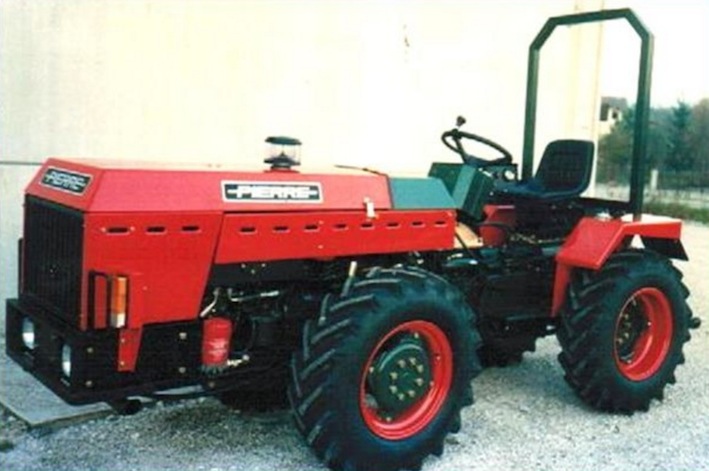 PIERRE Tracteurs Italiens 5437