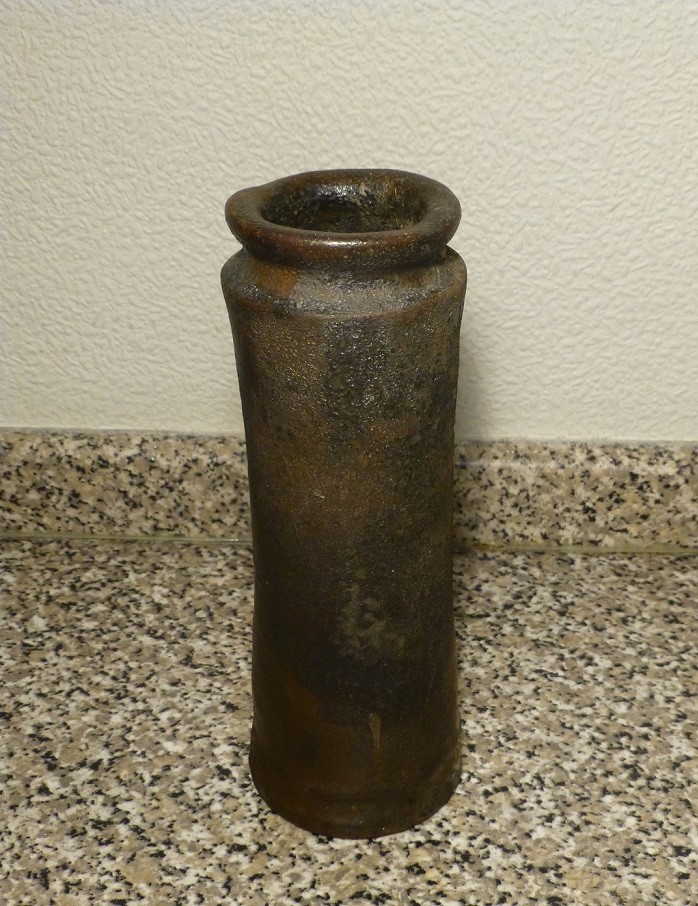 Unknown Bizen Ware Vase, Japanese kanji markings P1080515