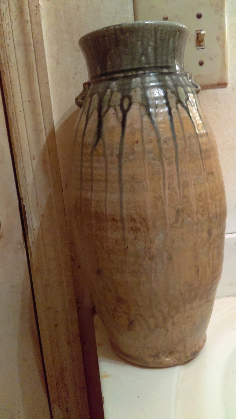 HELP,please what is this Vase called & ID MAKER MARKS ON stoneware V Vase Imag1712