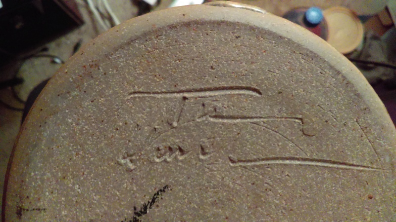 HELP,please what is this Vase called & ID MAKER MARKS ON stoneware V Vase Imag1713